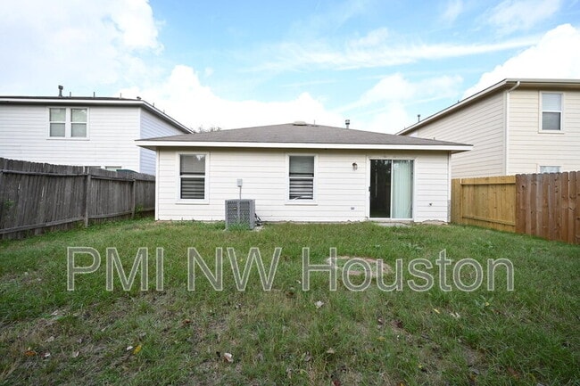 Building Photo - 12518 Sterlingstone Dr