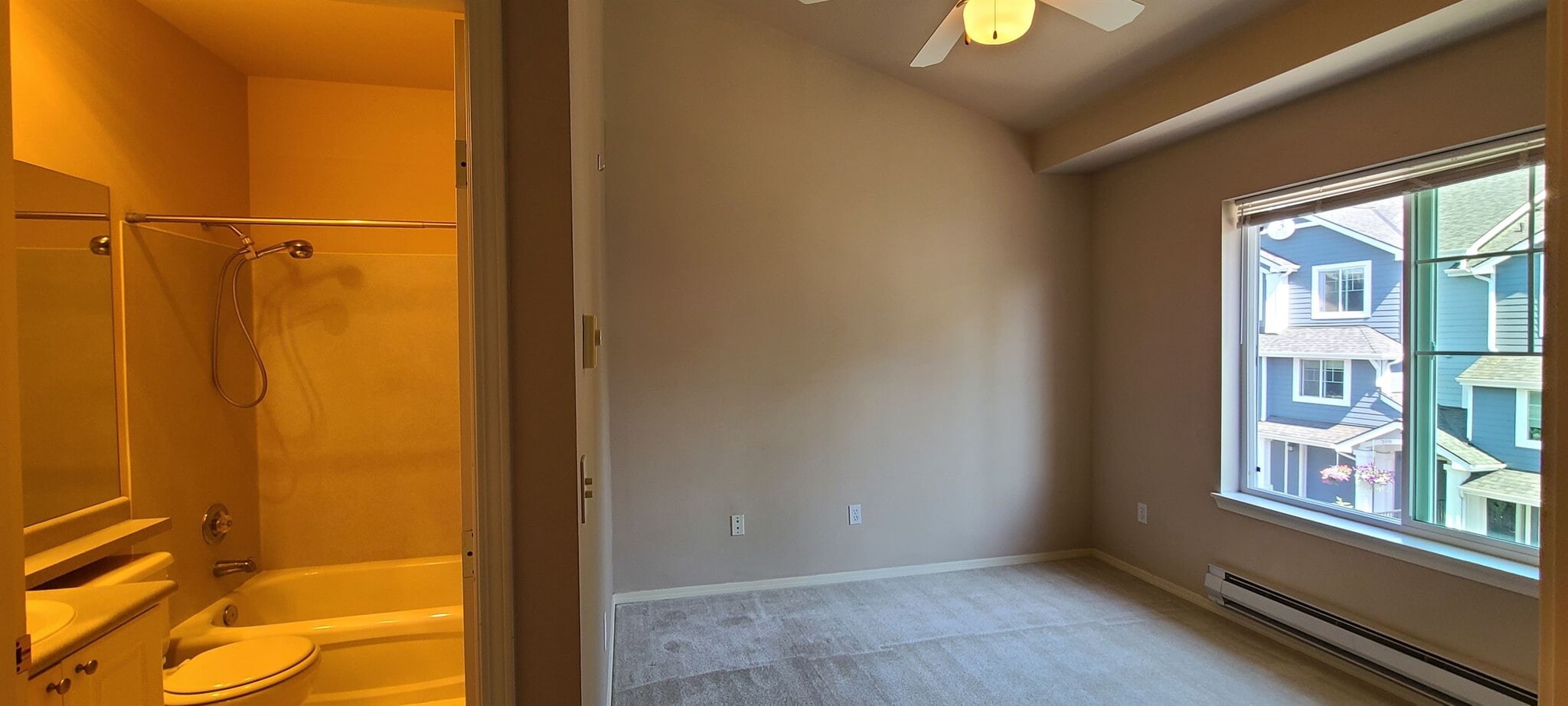Building Photo - 16125 Juanita Woodinville Way NE