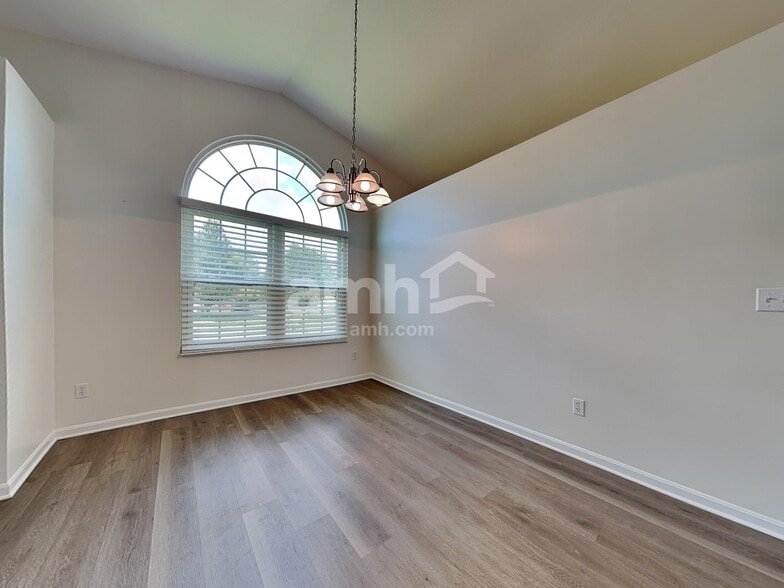 Building Photo - 6158 Glennsbury Ct
