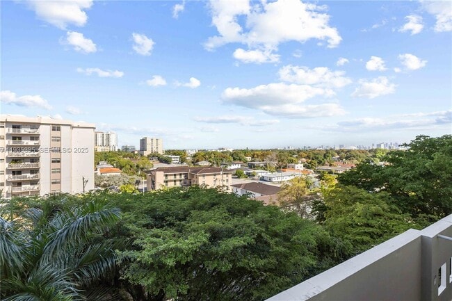 Building Photo - 50 Menores Ave