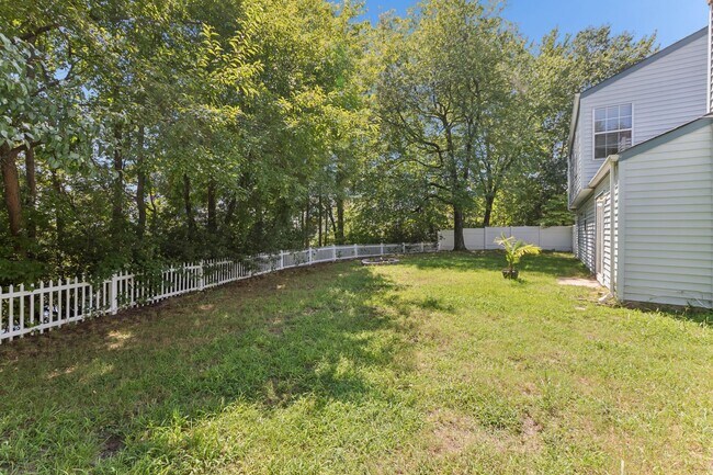 Building Photo - 5 Longleaf Ct