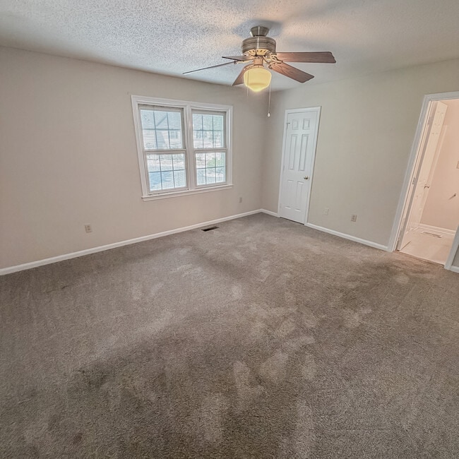 Building Photo - 2903 Cedar Creek Rd