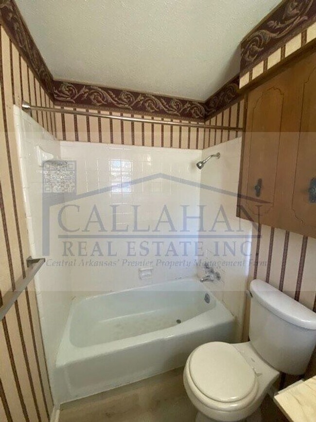 Building Photo - Sherwood 3 Bedroom Home