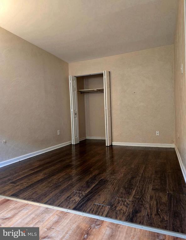 Building Photo - 1136 Fox Run