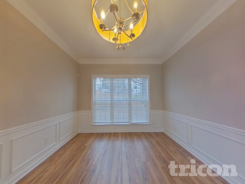 Building Photo - 5910 Haterleigh Dr