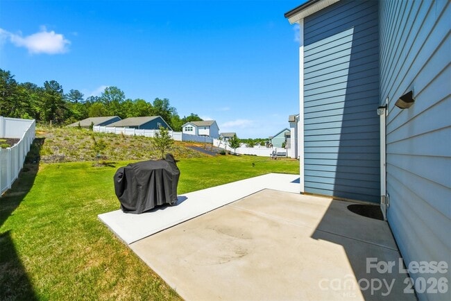 Building Photo - 5041 Mooreland Oaks Way