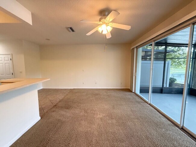 Building Photo - Beautiful 2-Bedroom Townhome with Loft and...