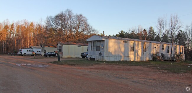 Building Photo - 4301 Perkins Rd