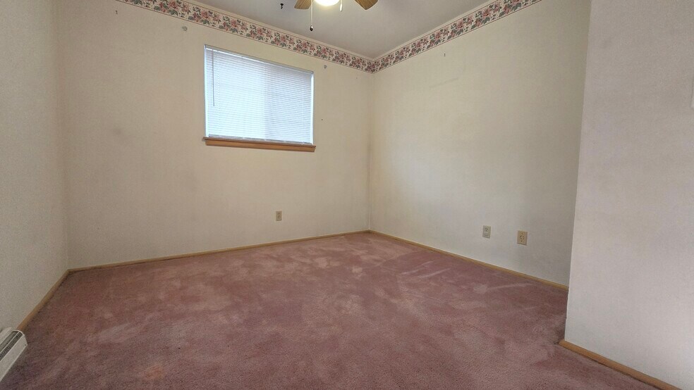 Building Photo - 9915 W Beloit Rd