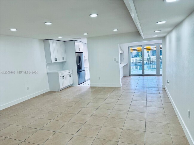 Building Photo - 7011 Crown Gate Ct