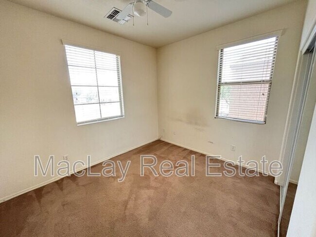 Building Photo - 4230 S Mariposa Dr