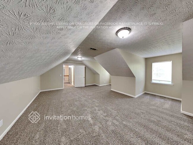 Building Photo - 6615 Gigi Dr