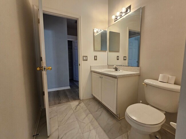 Building Photo - Your Clermont Home Awaits — Space, Style, and a Prime Location