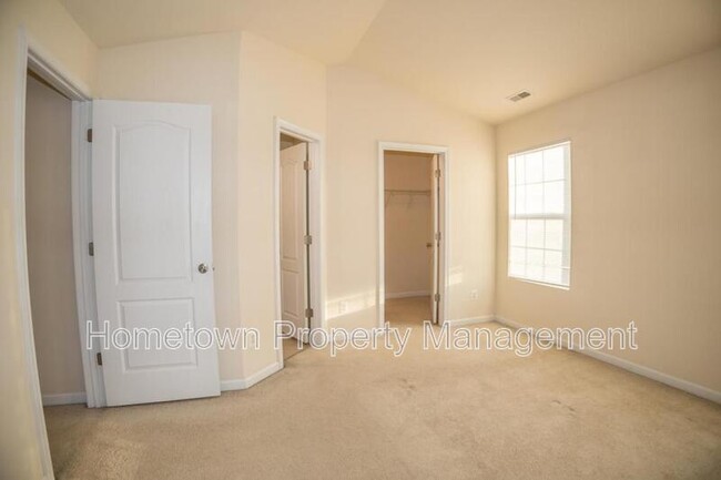 Building Photo - 4121 Trabert Ct