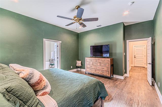 Building Photo - 204 Grace Ct