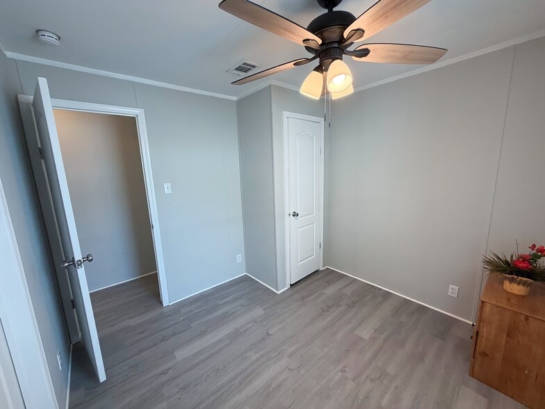 Building Photo - 110 N Michigan St