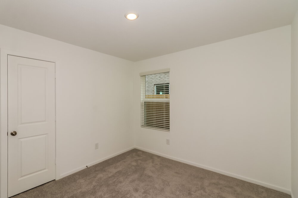 Building Photo - 16722 Old Wagon Wy