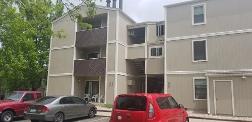 Building Photo - 3400 Stanford Rd