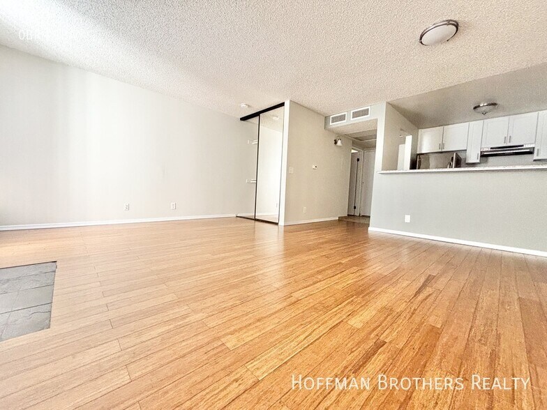 Building Photo - 1225 N Cherokee Ave