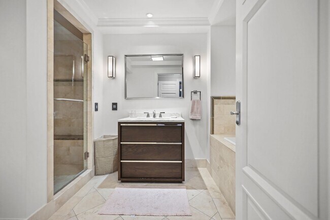 Building Photo - Reside at the Ritz in this Stunning 2-Stor...