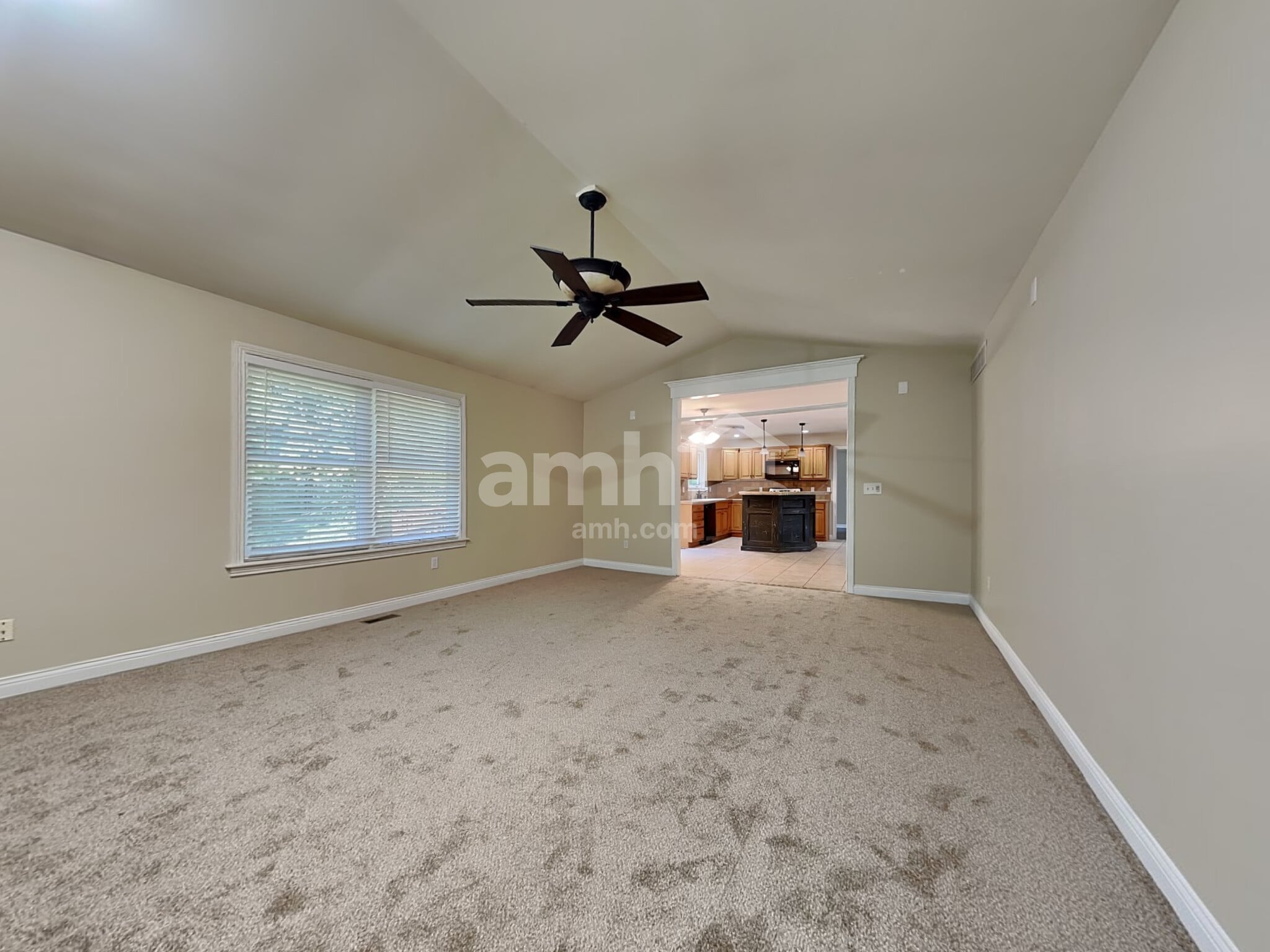 Building Photo - 2016 Winter Hvn