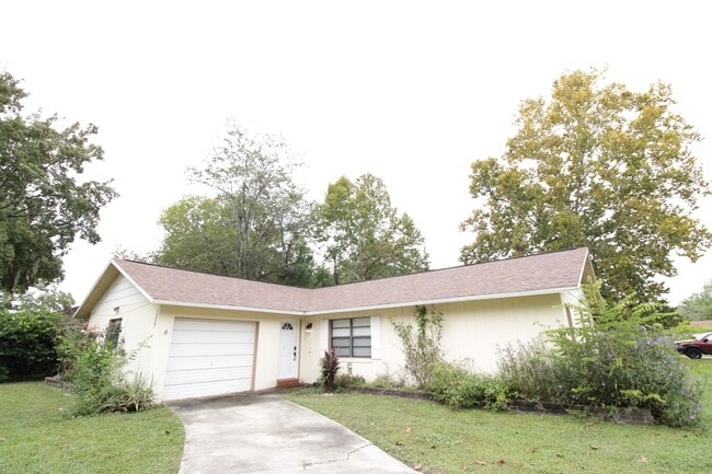 Building Photo - 1228 SW 75th Dr