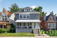 Building Photo - 3329 Waverly St