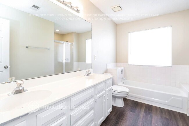 Building Photo - 8532 Woodford Bridge Dr