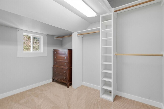 Building Photo - 23 Olmstead St