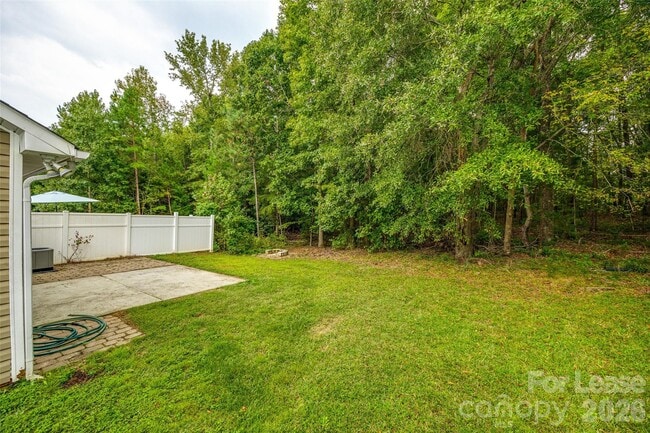 Building Photo - 410 Danielle Way