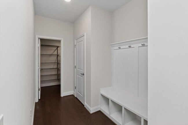 Building Photo - 17137 Branched Oak Rd