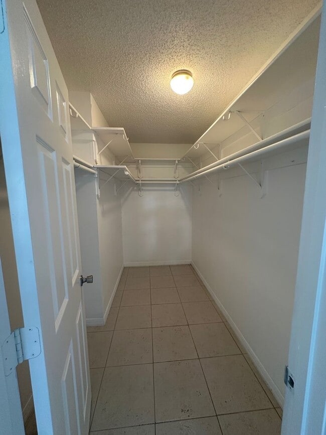 Building Photo - Charming 2-Bed, 2-Bath Home with Garage & ...