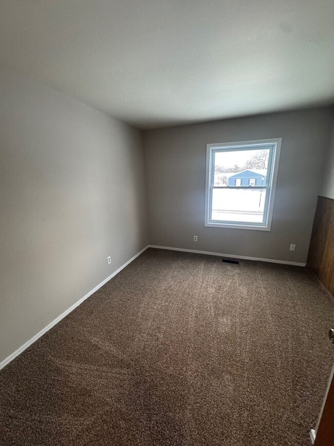 Building Photo - Great NE