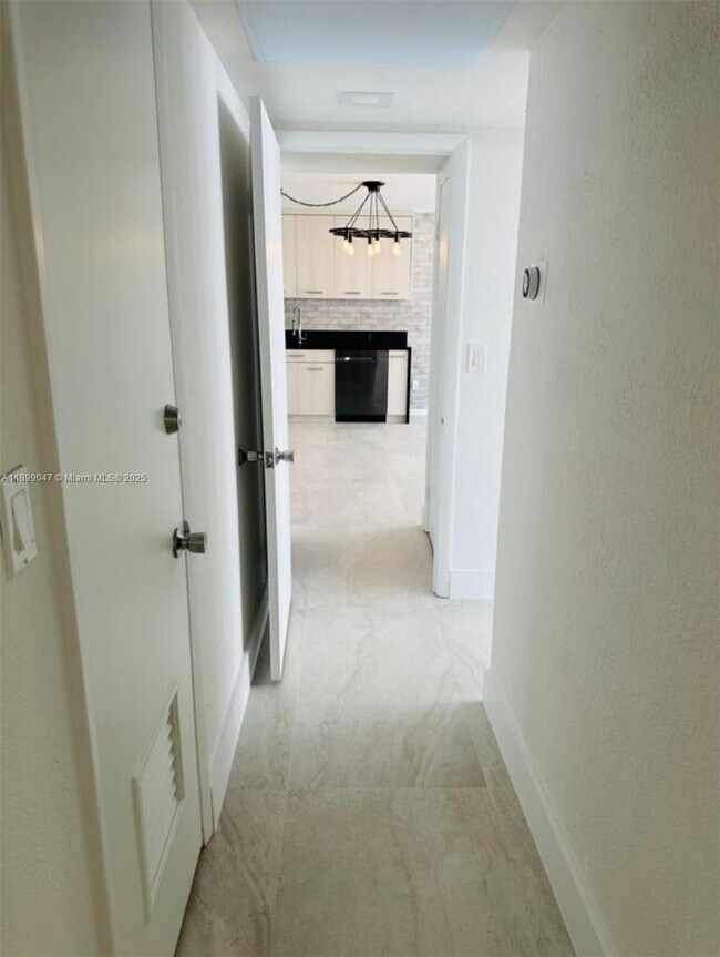 Building Photo - 5838 Collins Ave