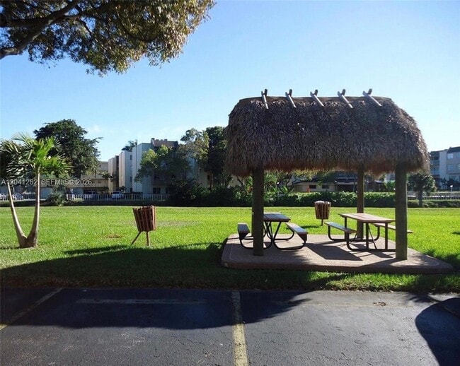 Building Photo - 7730 Camino Real