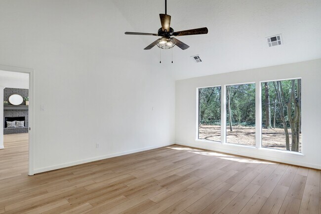Building Photo - 138 S Timber Top Dr