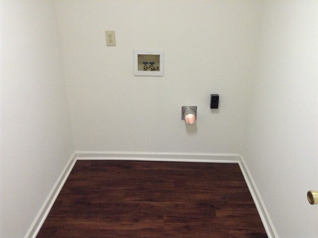 Building Photo - 12916 Silbury Ln