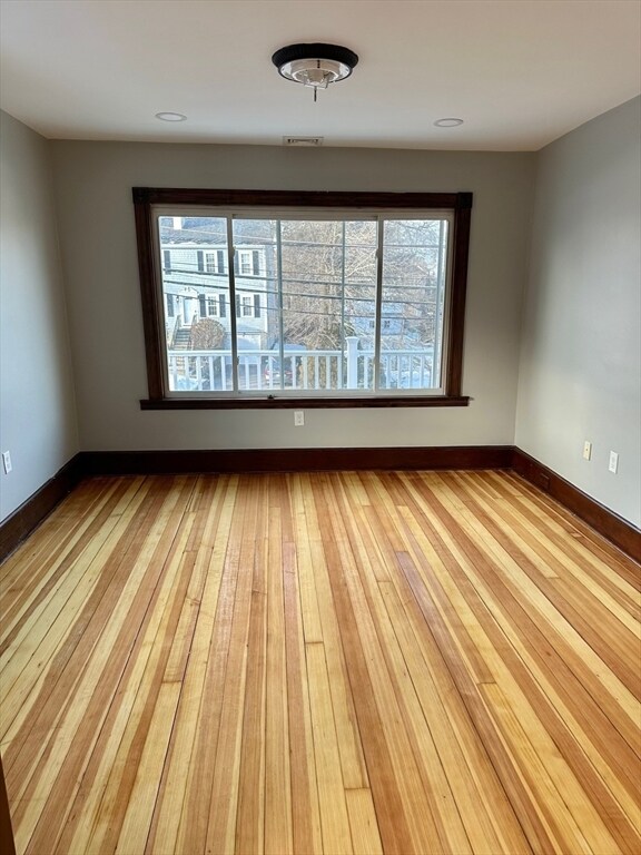 Building Photo - 477 Lagrange St