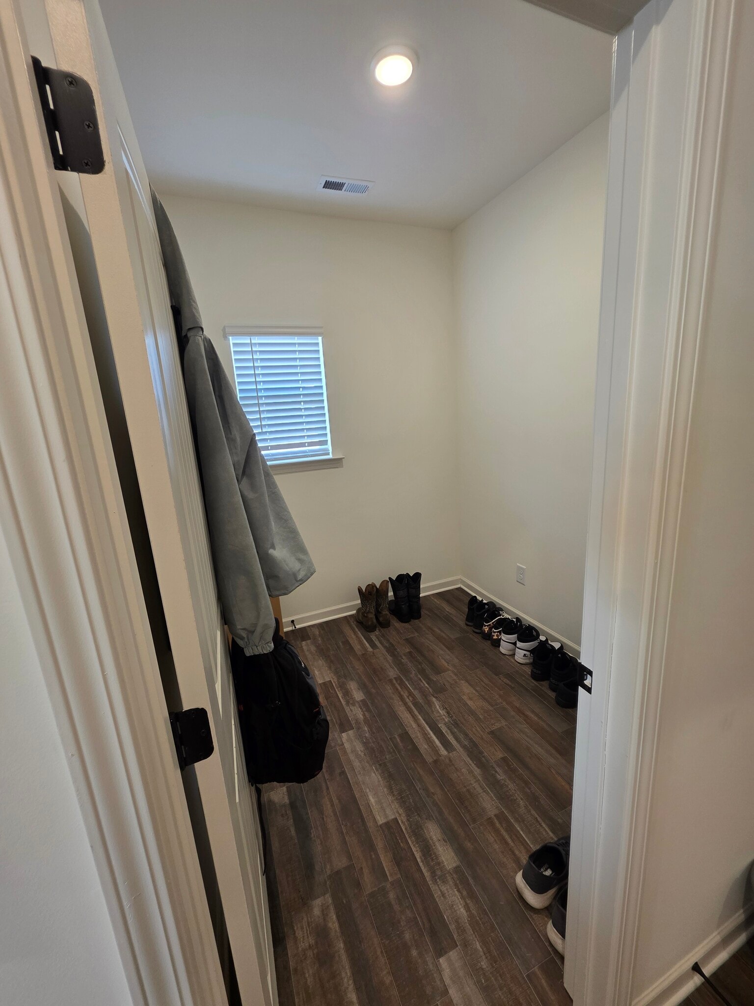 MUD ROOM/OFFICE ROOM - 123 Duncan Farm Dr NW