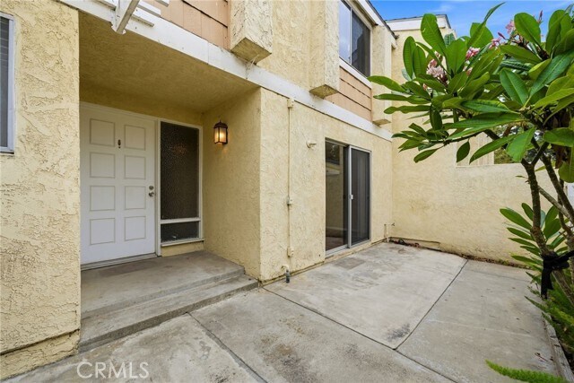 Building Photo - 3340 E Collins Ave