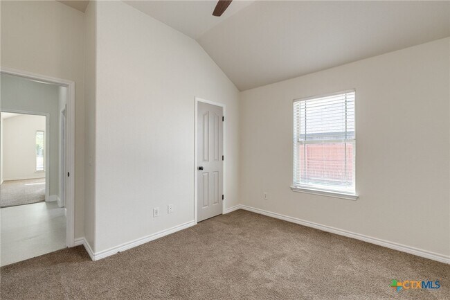 Building Photo - 4501 Chelsea Dr