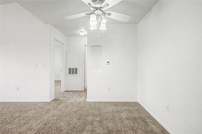Building Photo - 4730 E Craig Rd