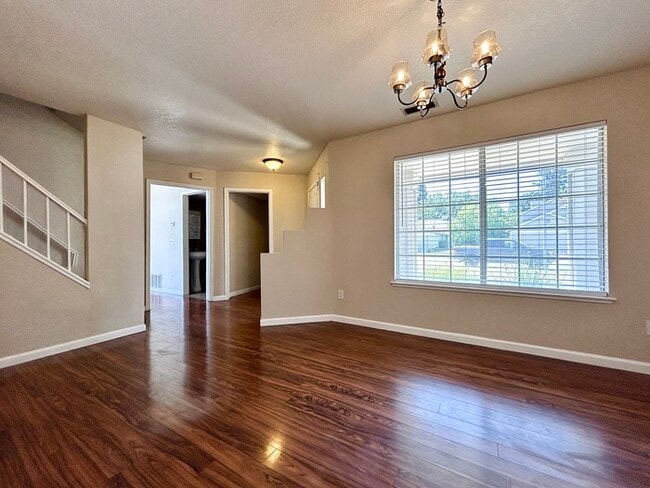 Building Photo - Beautiful Home For Rent in Antelope! Pets ...