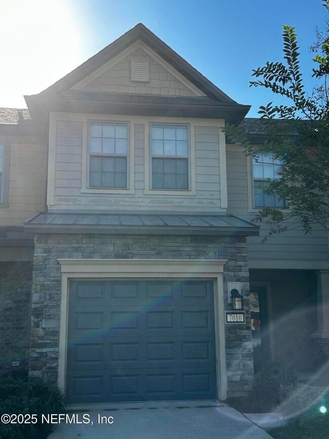 Building Photo - 7010 Butterfly Ct
