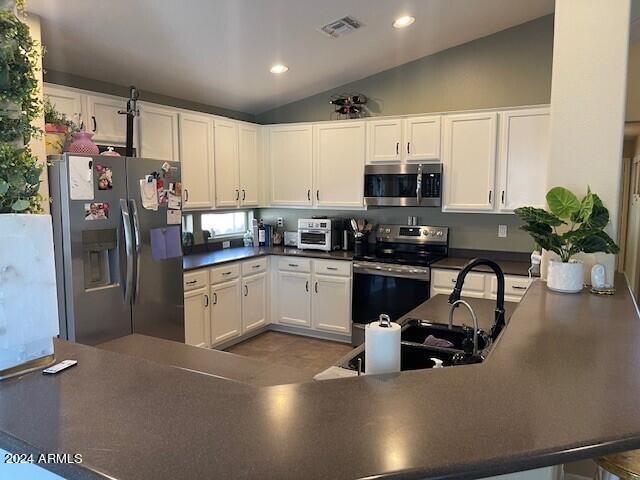 Building Photo - 722 W Canary Way