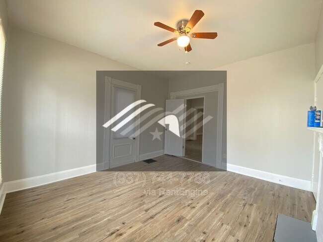 Building Photo - 323 Harrison St