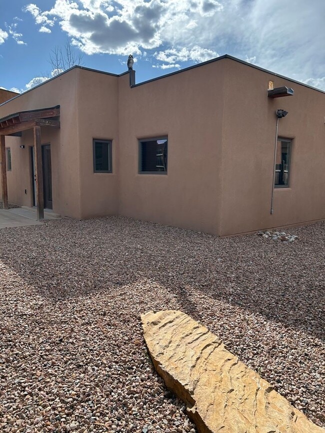 Building Photo - 7603 Mesa Del Oro Ln