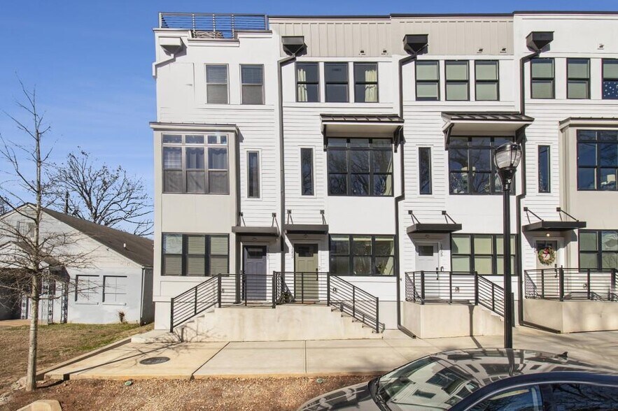 Building Photo - 1253 Wright Ln SE