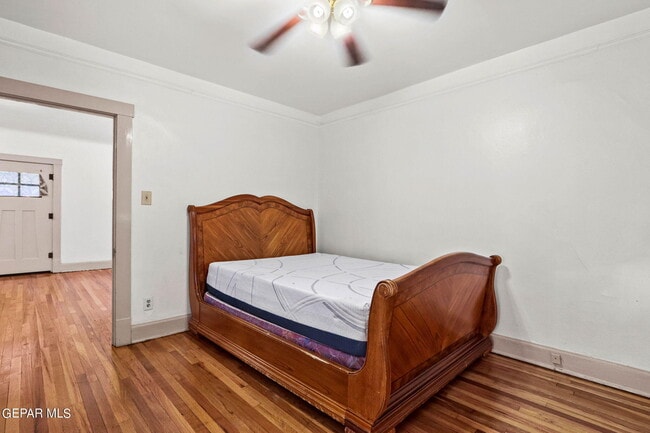 Building Photo - 2709 N Florence St