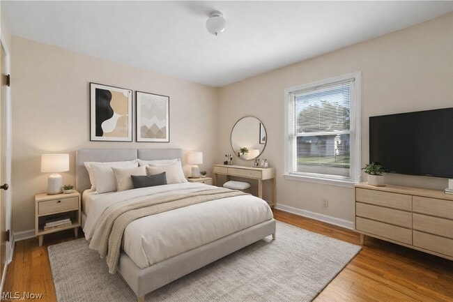 Building Photo - 629 Donald Ave